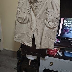 Women's Beige Cargo Shorts